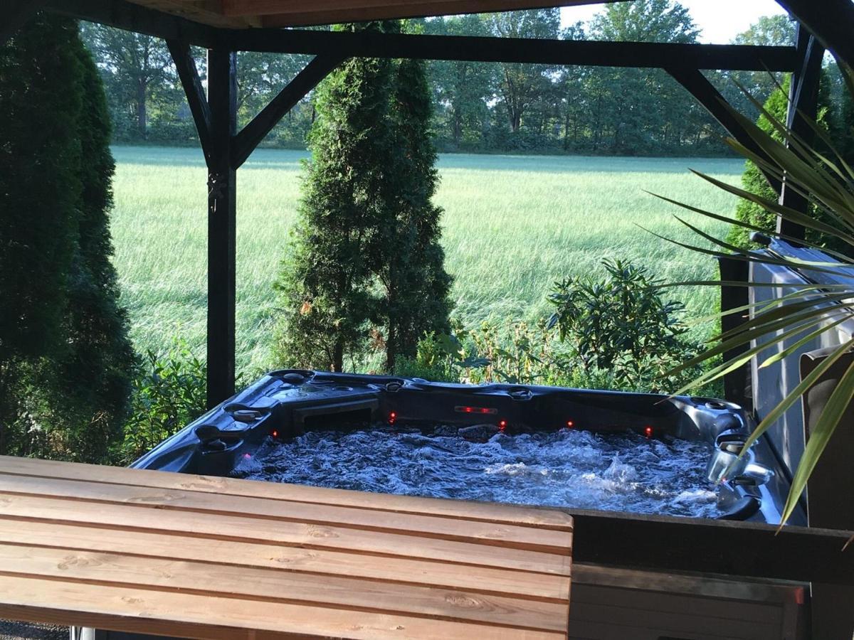Holiday Home In Reutum Weerselo With Jacuzzi Beekdorp Exterior foto