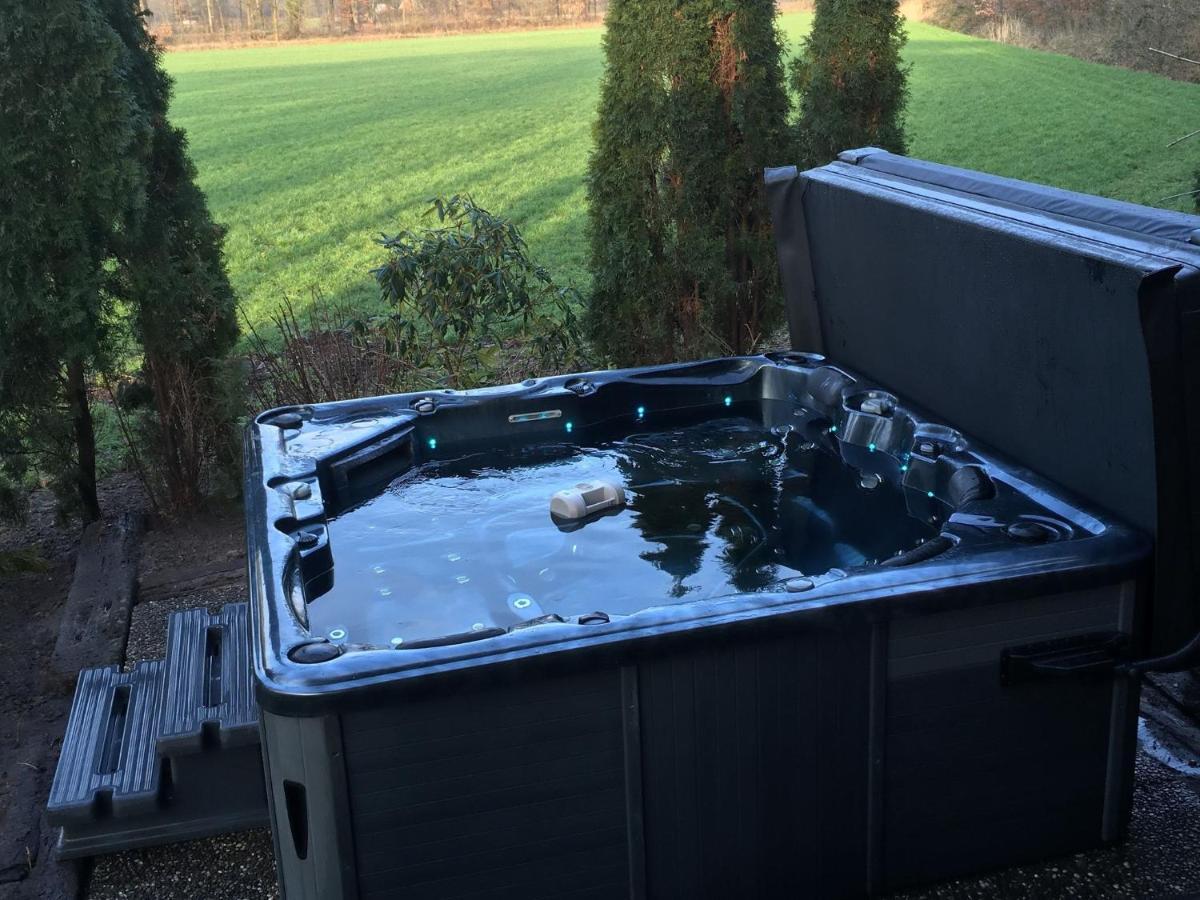 Holiday Home In Reutum Weerselo With Jacuzzi Beekdorp Exterior foto